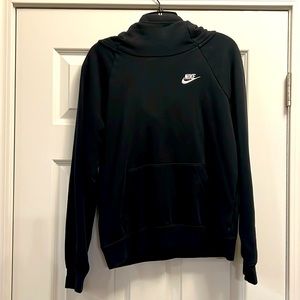Nike sportswear/funnel neck sweatshirt.Hooded.Black. Pocket in front for hands.